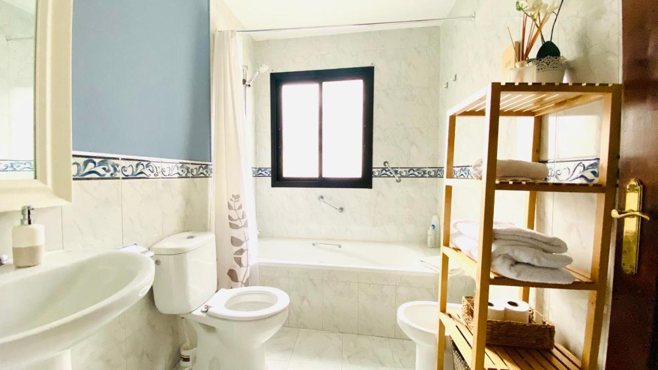 Loft Playa Suite Malaga Exterior photo